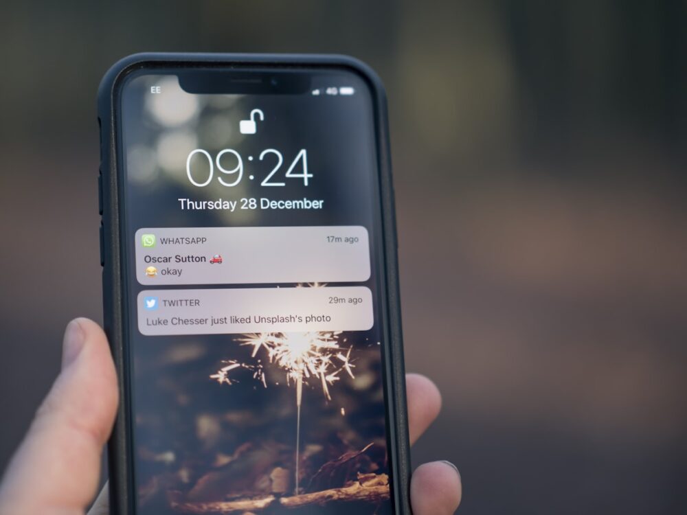 スマートフォンでSpeaklyのサポートに問い合わせる